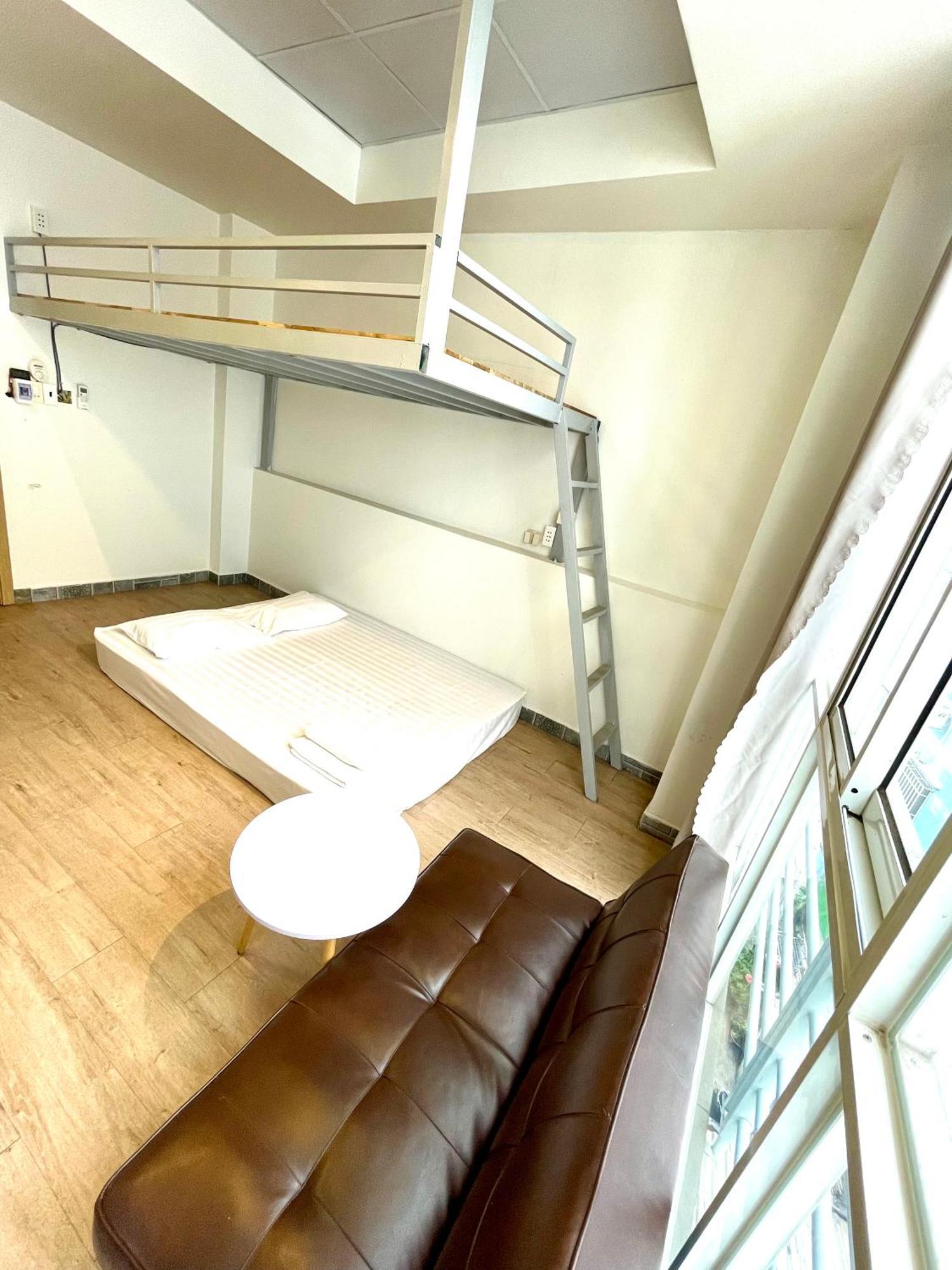 Lala Aparthotel